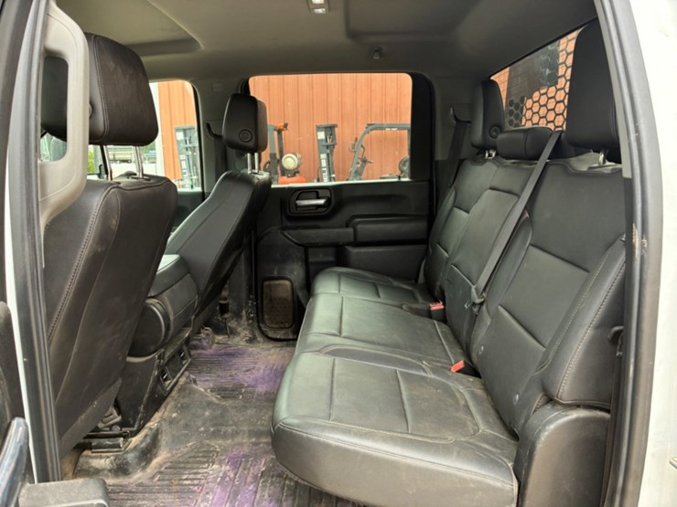2022-gmc-sierra-3500hd-image-9