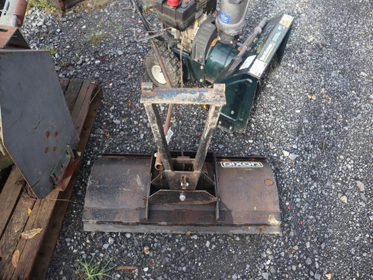 36in-snow-blade-image-2