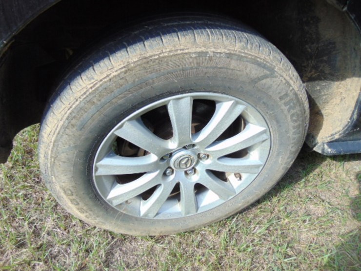 2010-mazda-cx7-image-3