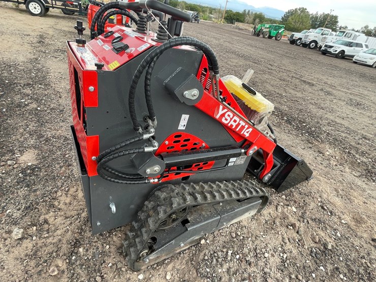 #2036-•-unused-mini-track-loader-image-34
