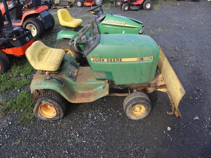 john-deere-160-image-9