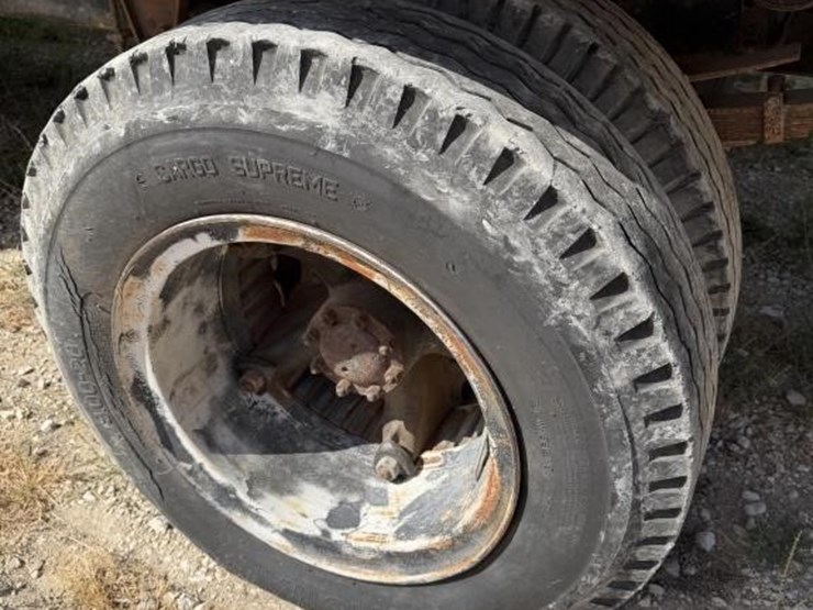 ford-f700-image-9