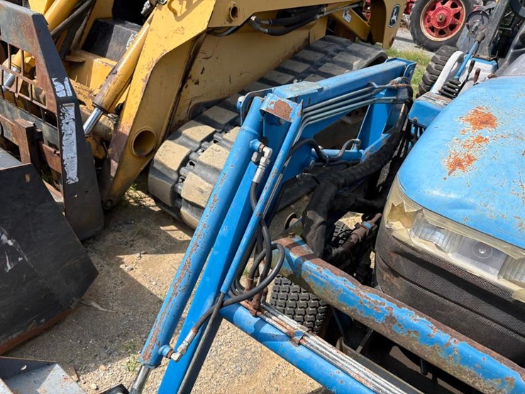 new-holland-7106-image-9