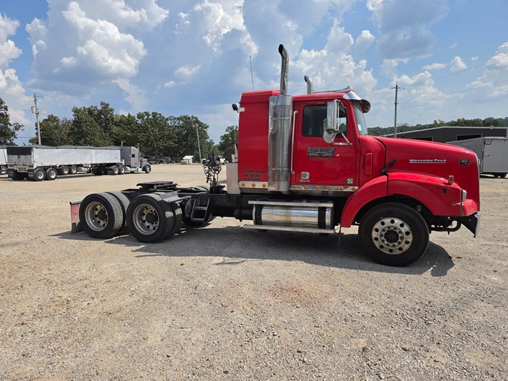 2012-western-star-4900-image-19