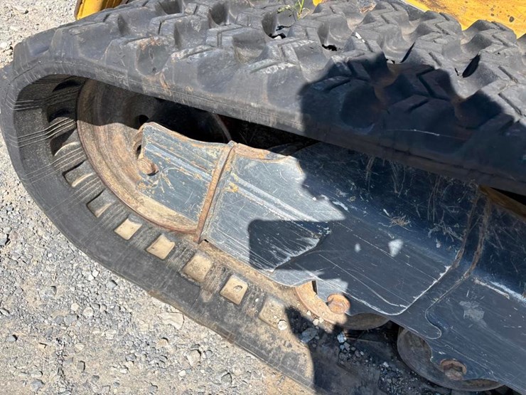deere-333g-image-11
