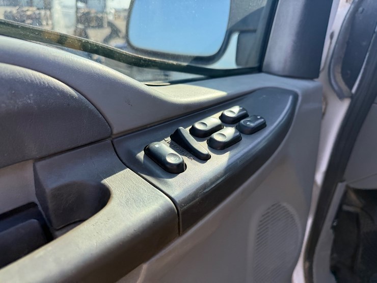 2003-ford-f250-image-44
