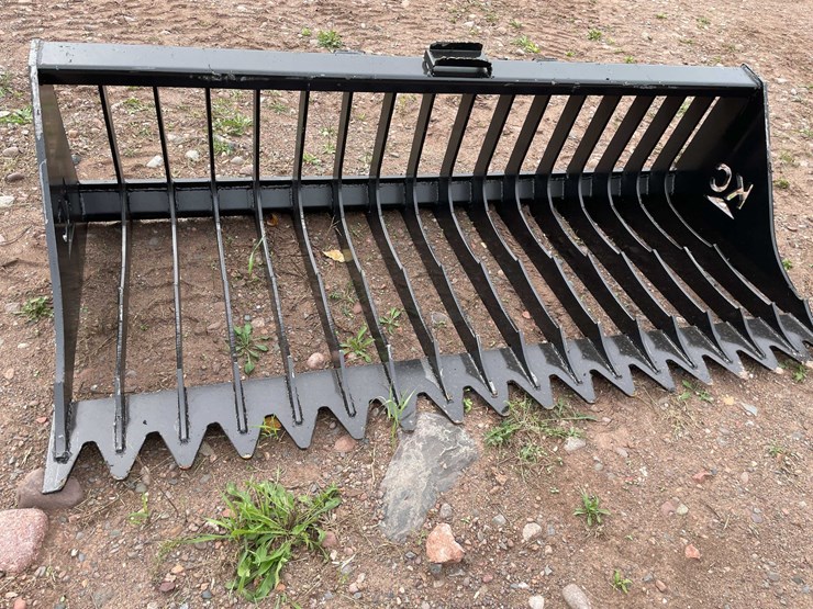 #5109-•-76-in.-skeleton-bucket-high-side-image-1