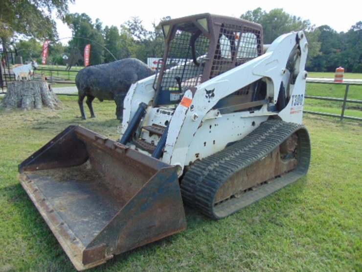 bobcat-t300-image-1