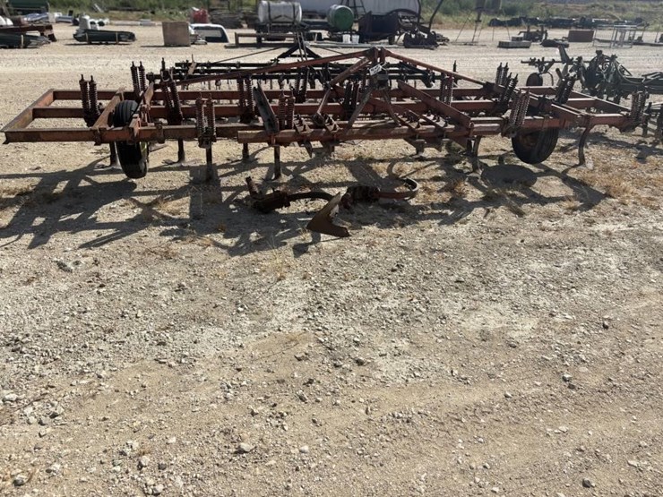 l2---3pt-oliver-chisel-plow-image-1