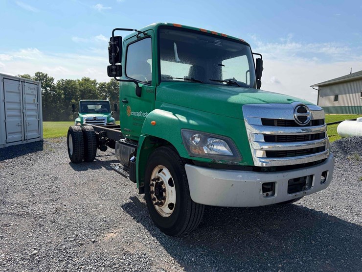2013-hino-338-image-6