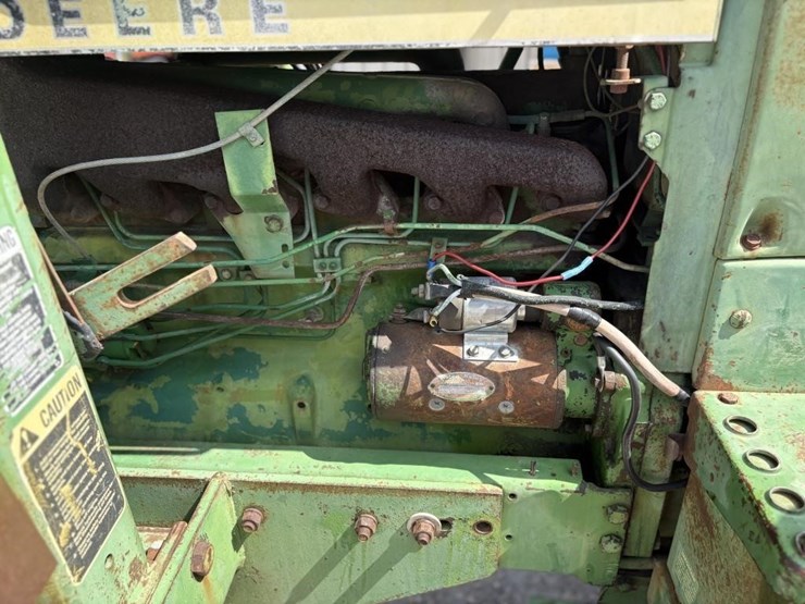 john-deere-4030-image-11