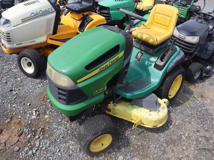john-deere-la130-image-4