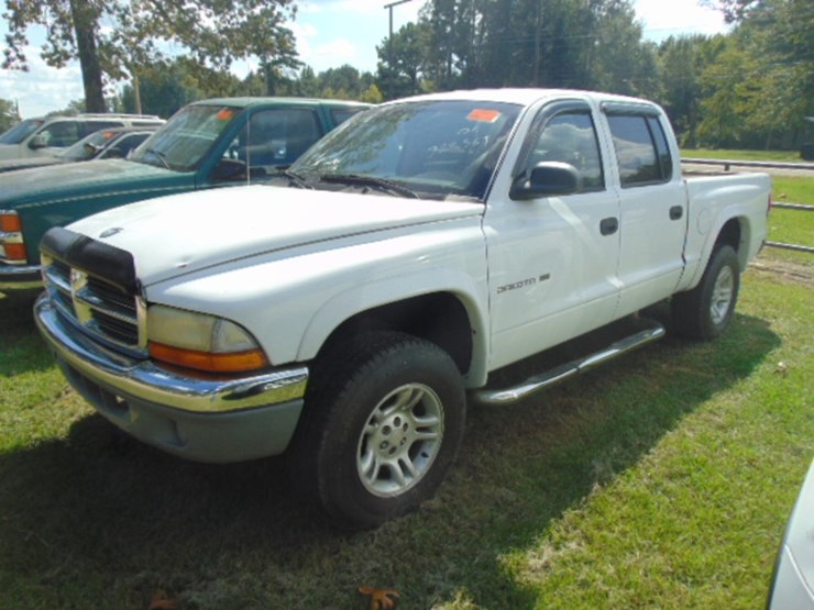 2001-dodge-dakota-image-1
