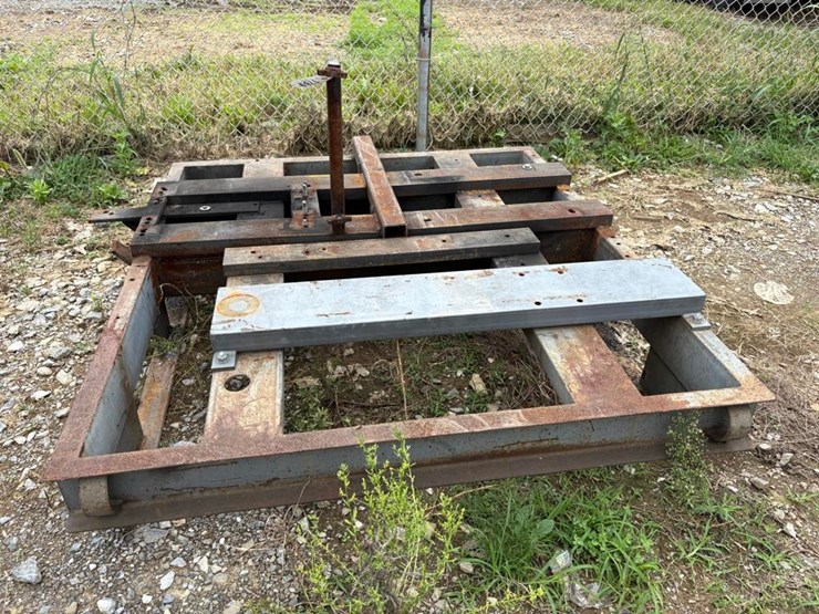 steel-frame-compressor-base-image-1