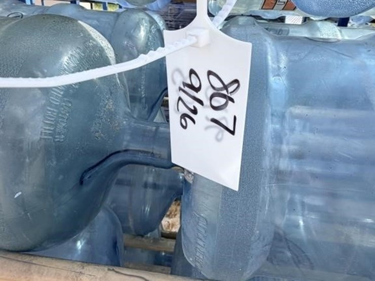 l3---water-jug-storage-shelf/storage-racks-image-2