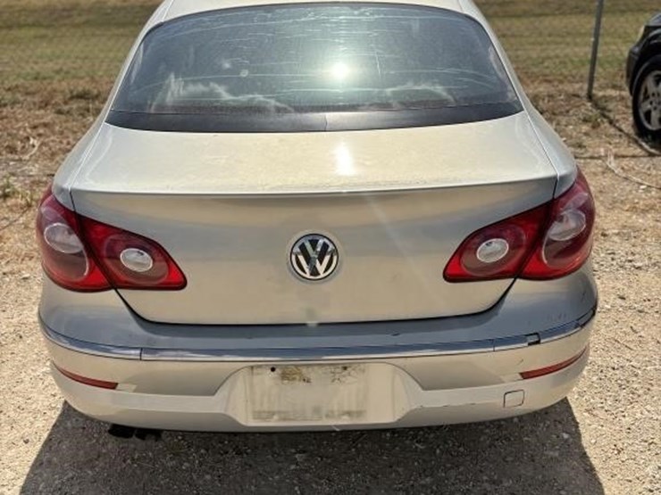 l1---2009-volkswagen-image-2