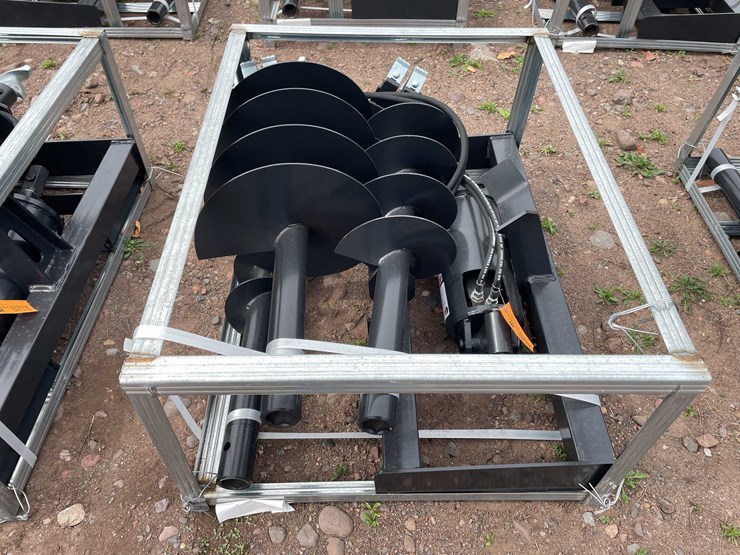 #5135-•-2026-jct-skid-steer-hydraulic-auger-drive-and-(3)-bits-image-2