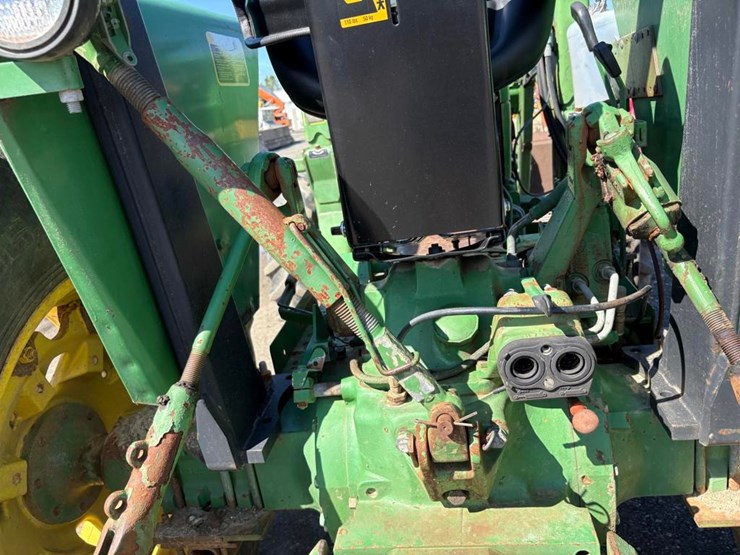 john-deere-2555-image-11