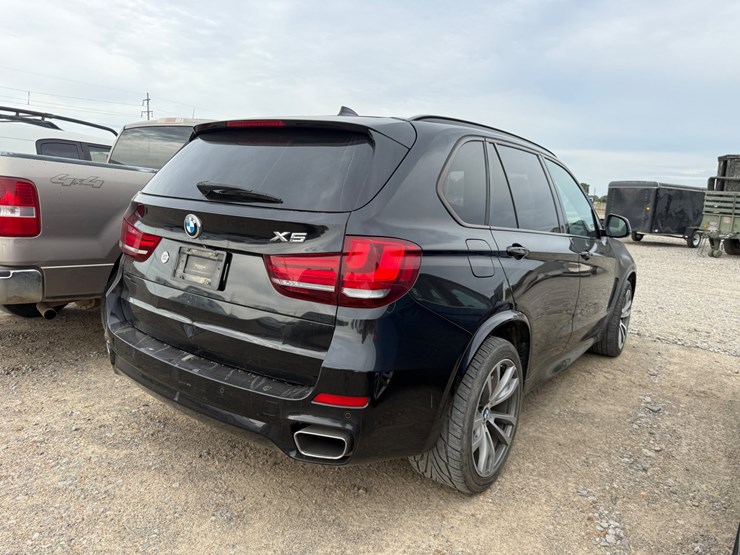 2014-bmw-x5-image-3