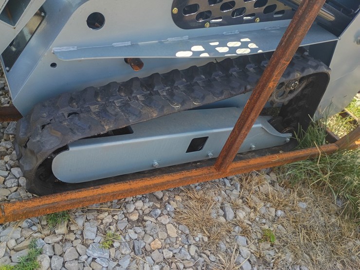 #26907-•-2026-diesel-sdlanch-ssl1200-mini-skid-steer-image-17