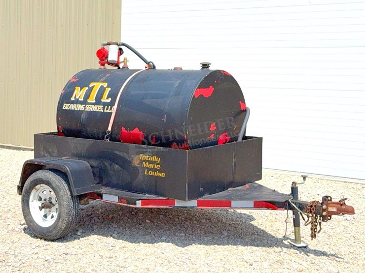 homemade-300-gallon-fuel-tank-trailer-w/-pump-image-1