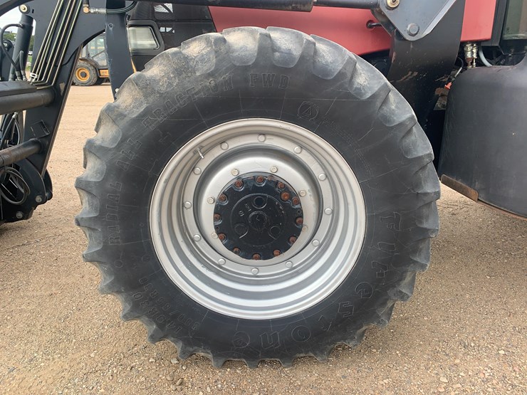 case-mxm-175--tractor-image-13