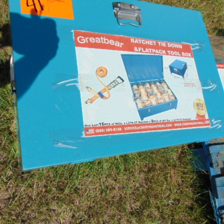 RATCHET TIE DOWN TOOL BOX