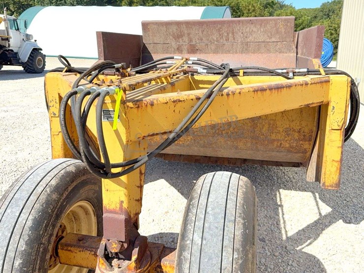 holcomb-pull-type-ejector-scraper-image-11