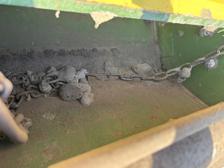 john-deere-8300-image-11
