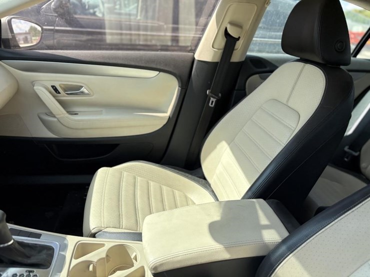 l1---2009-volkswagen-image-8