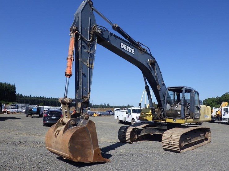 deere-330c-lc-image-1