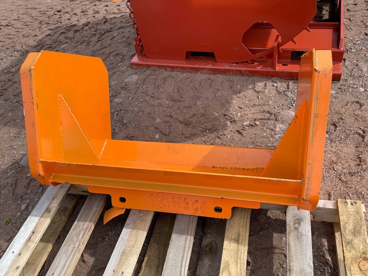 #5082-•-mini-skid-steer-snow-pusher-image-4