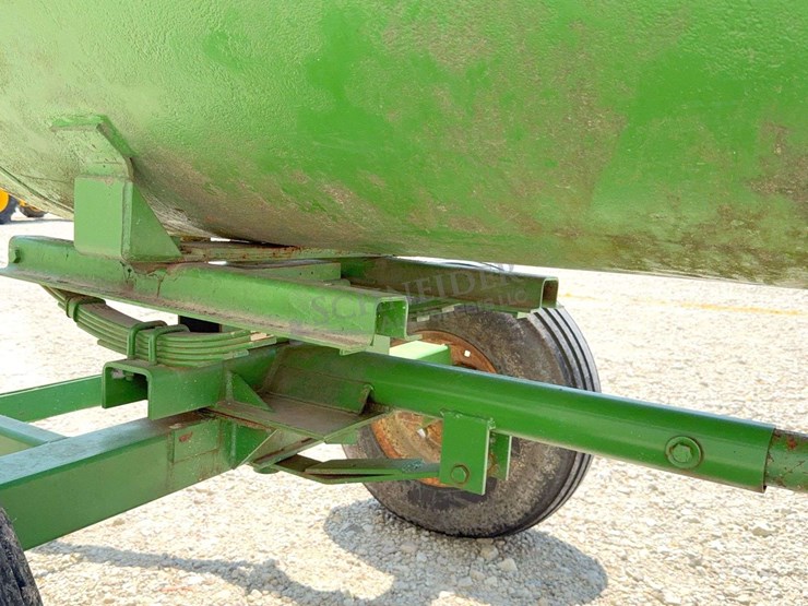 1,000-gallon-anhydrous-wagon-image-24
