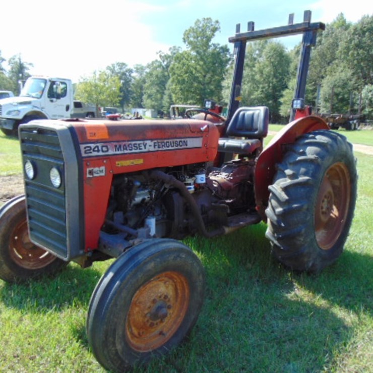 MASSEY-FERGUSON 240