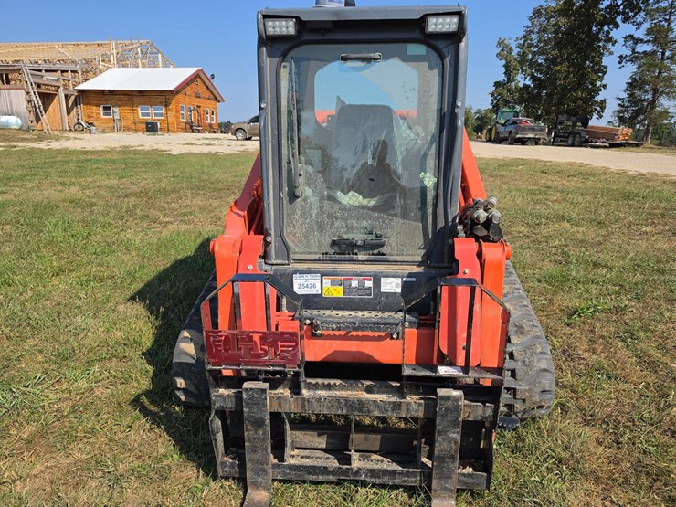 2024-kubota-svl97-2-image-15