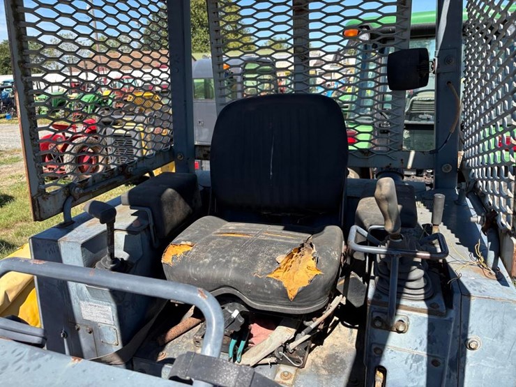 komatsu-d32e-1-image-13