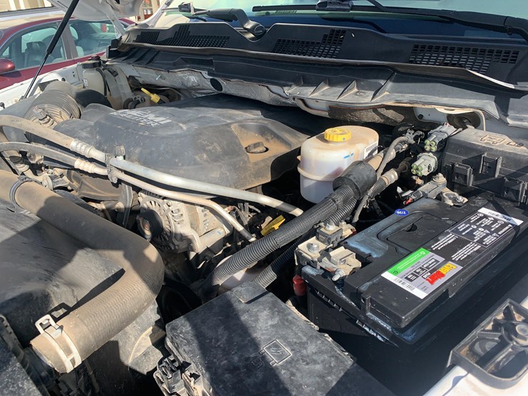 2017-dodge-2500-image-26