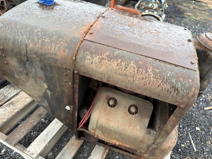 wisconsin-4-cylinder-power-unit-image-3