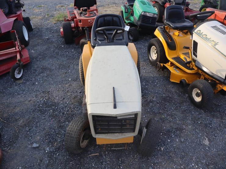 cub-cadet-1325-riding-mower-image-3