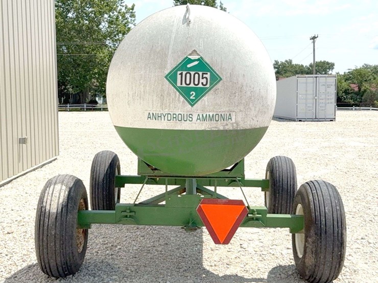 1,000-gallon-anhydrous-wagon-image-7