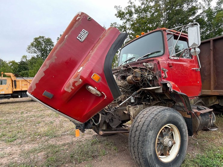 #5049-•-1980-ford-t/a-flatbed-dump-truck-(has-mi-title)-image-45