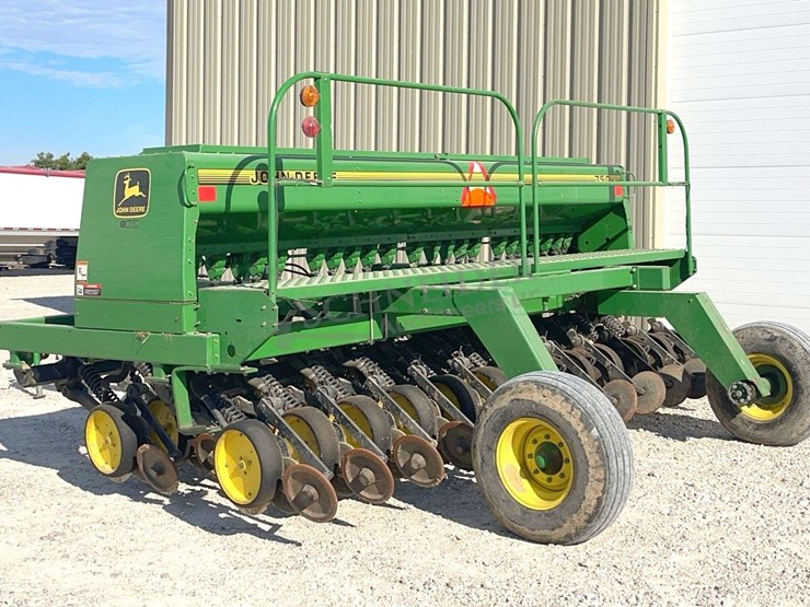 john-deere-750-image-6