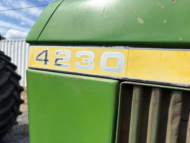 john-deere-4230-image-15