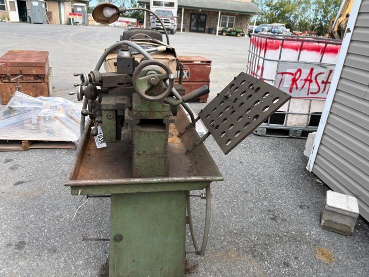 lathe-w/parts-&-manual-image-3