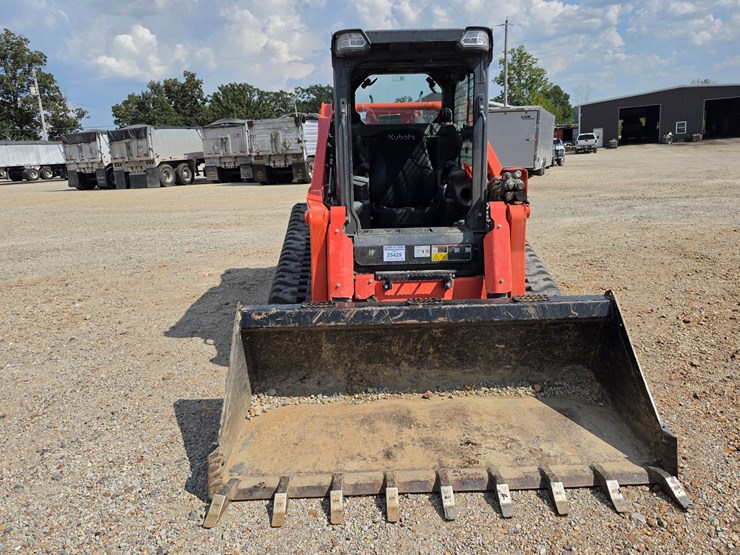 kubota-svl97-3-image-19
