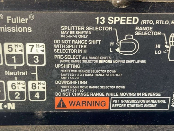 1996-international-f9370-image-43