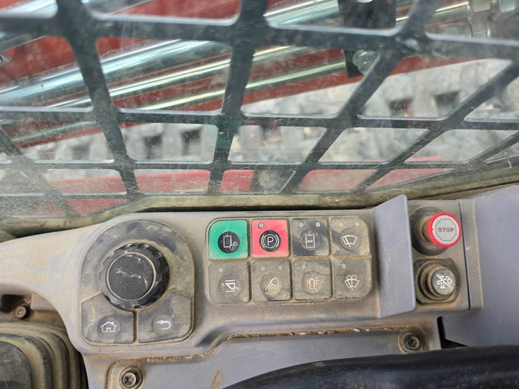 kubota-svl97-3-image-29