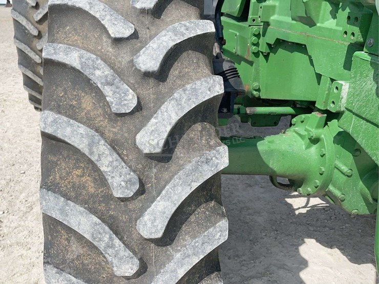 1994-john-deere-8400-image-45