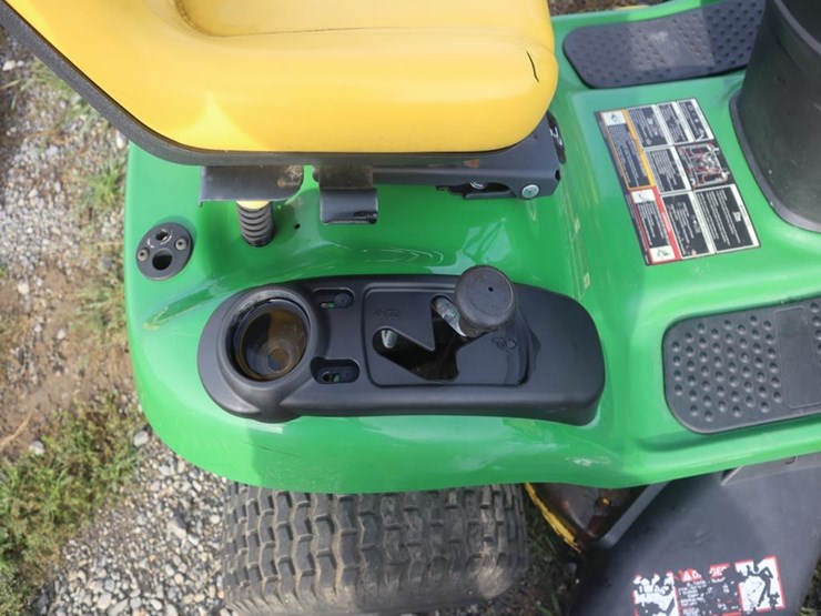 john-deere-d105-image-16