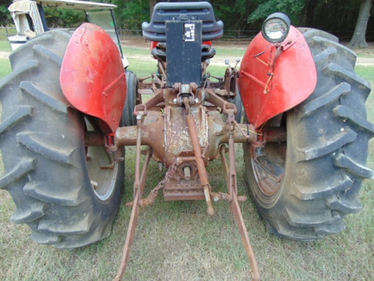 massey-ferguson-235-image-6